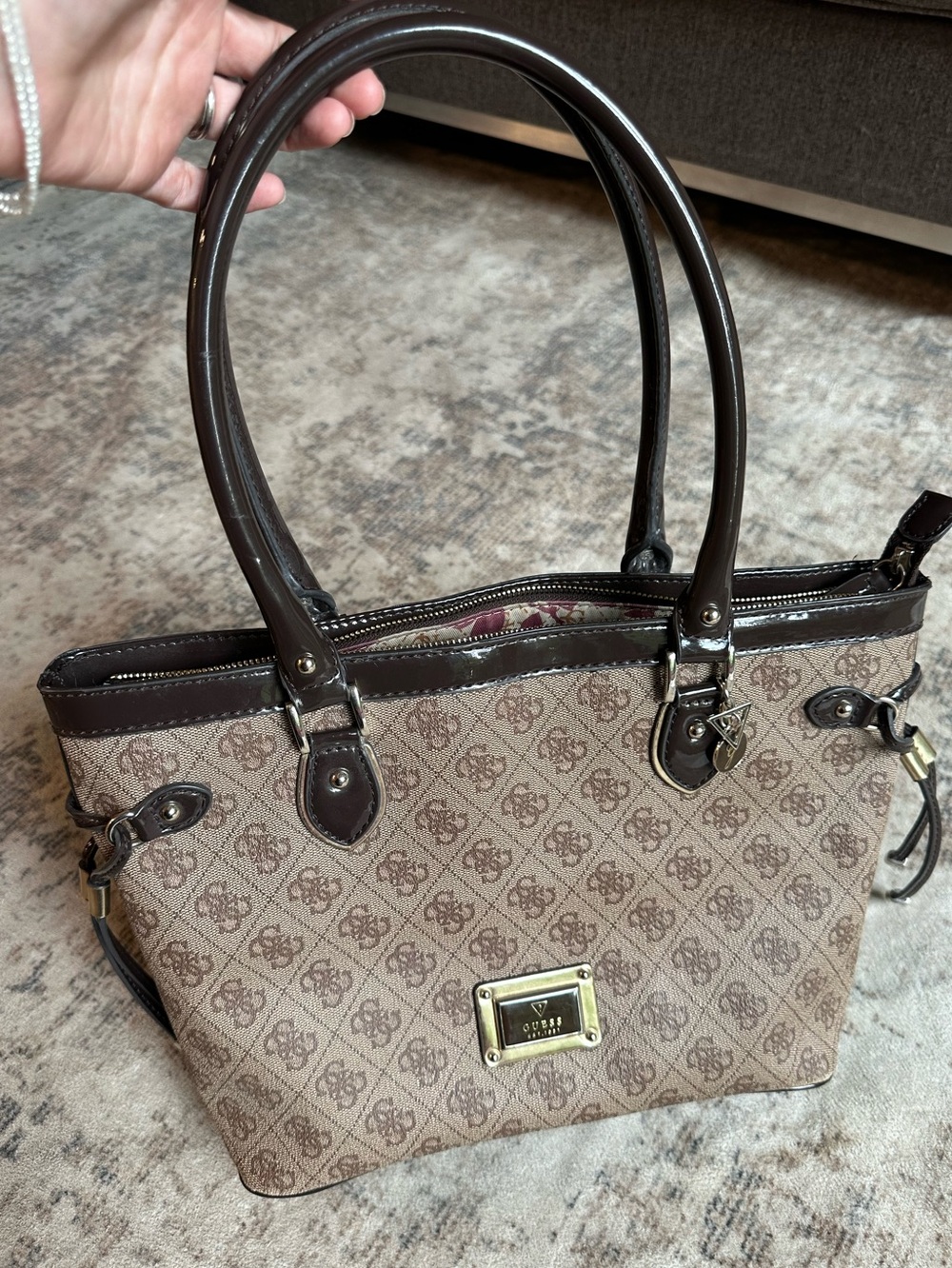 GUESS Vintage Monogram Tote Bag Brown Patent Leather Y2K - Picture 2 of 9